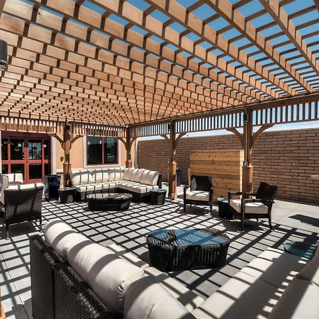 Best Western Plus Chalmette Hotel Exterior photo