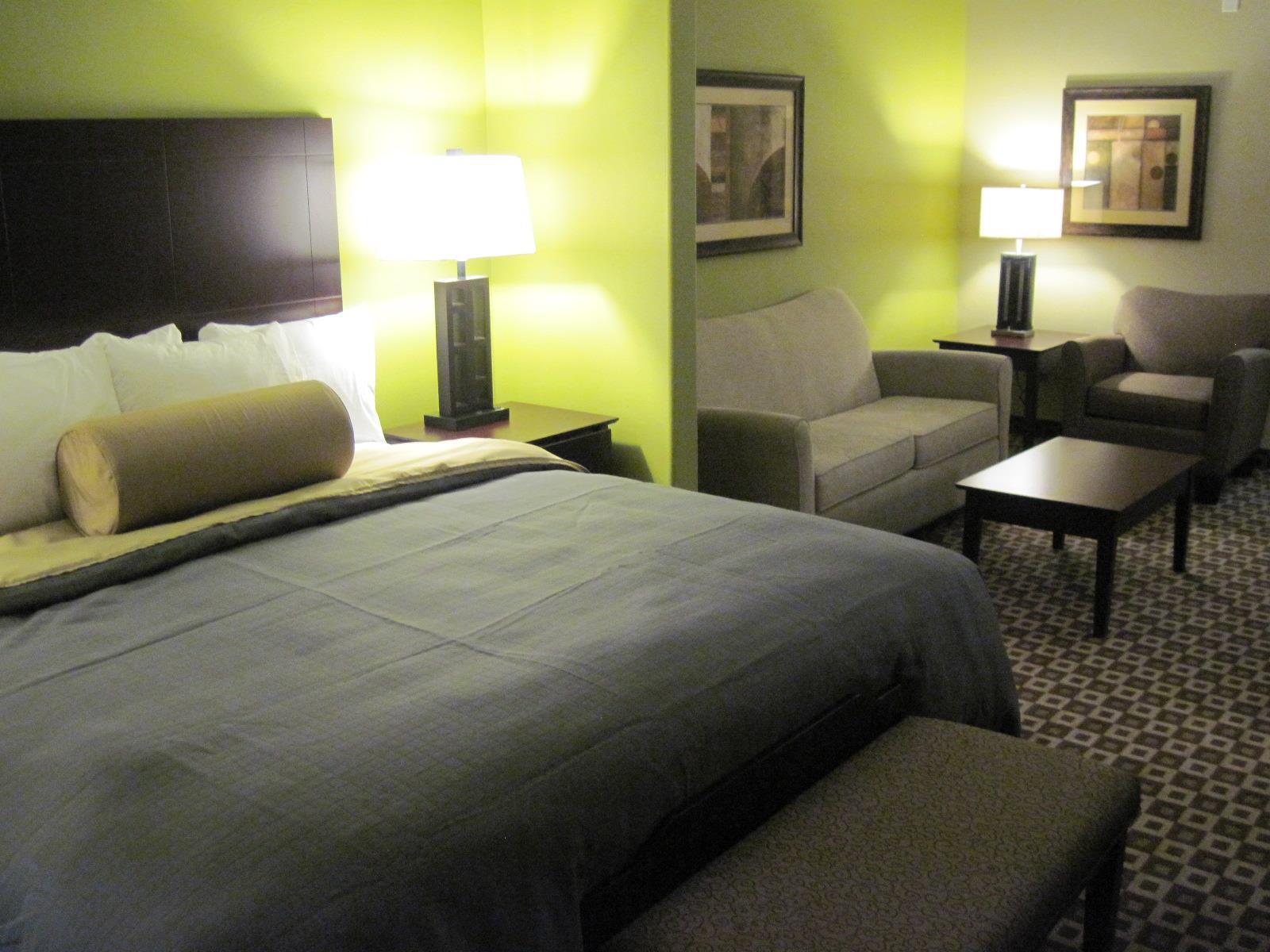 Best Western Plus Chalmette Hotel Exterior photo