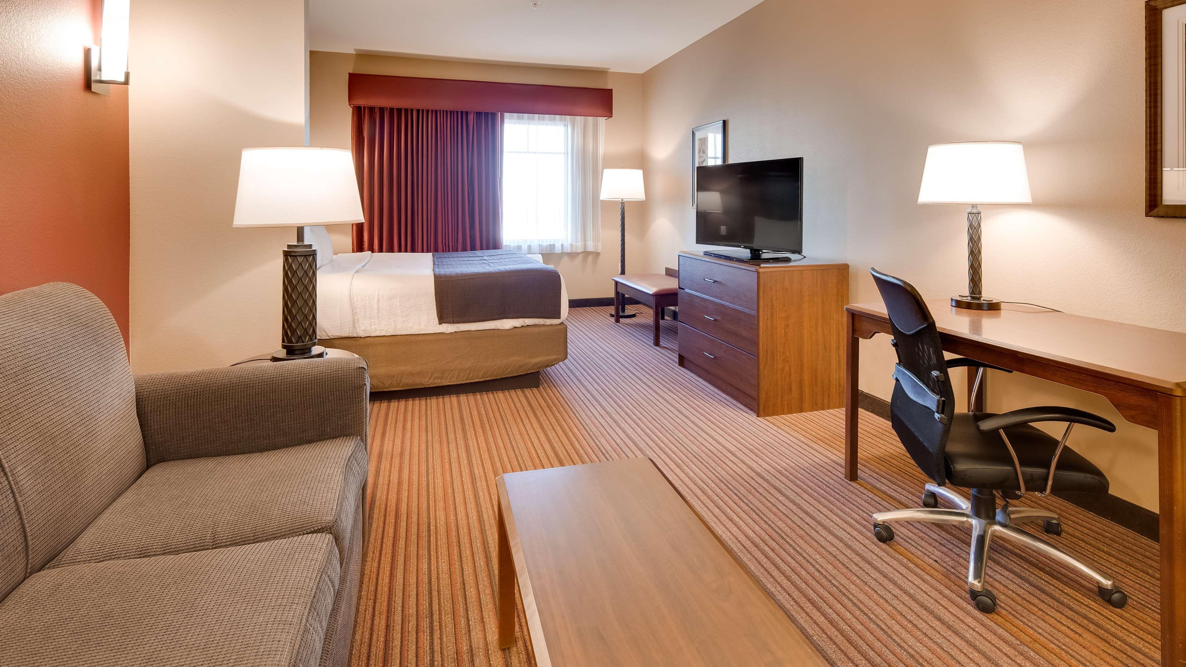 Best Western Plus Chalmette Hotel Exterior photo