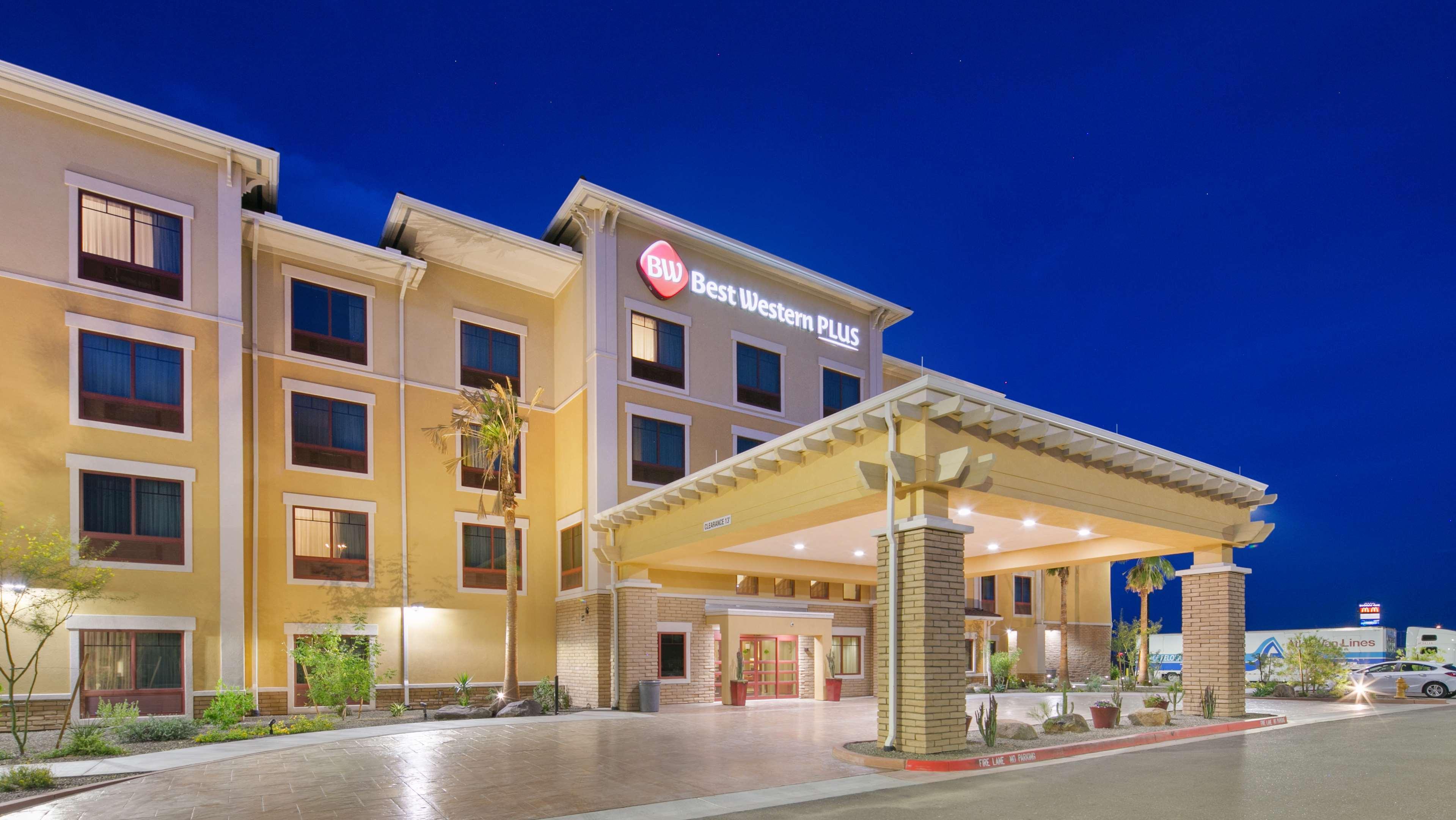 Best Western Plus Chalmette Hotel Exterior photo
