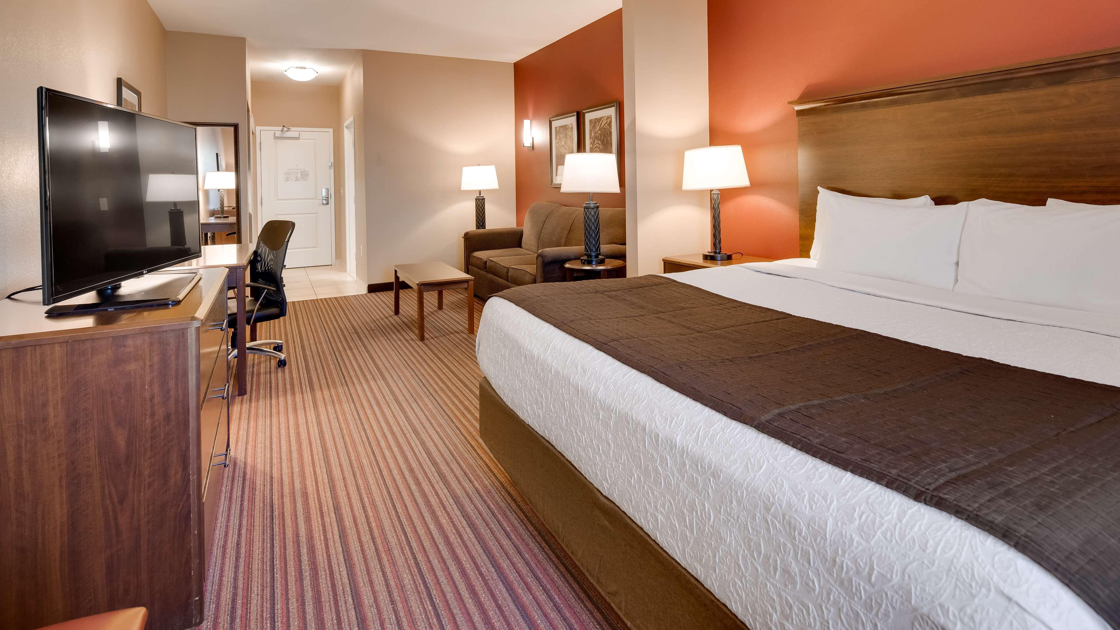 Best Western Plus Chalmette Hotel Exterior photo