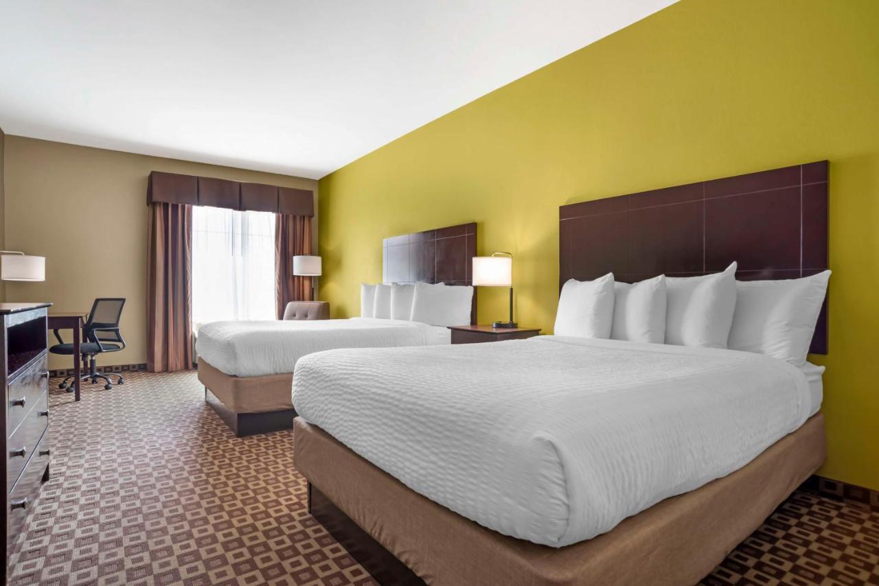 Best Western Plus Chalmette Hotel Exterior photo